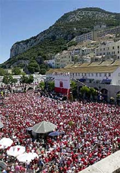 Un momento de la celebración del Día Nacional de Gibraltar. PLANO GENERAL - ESCENA