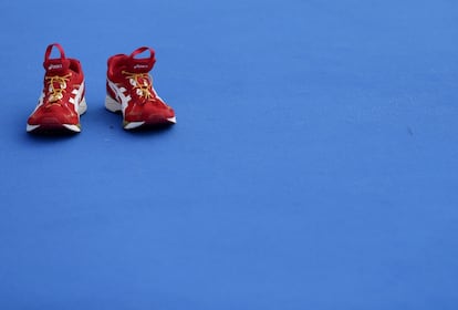 Las zapatillas de la atleta de triatlón sueca Lisa Norden.