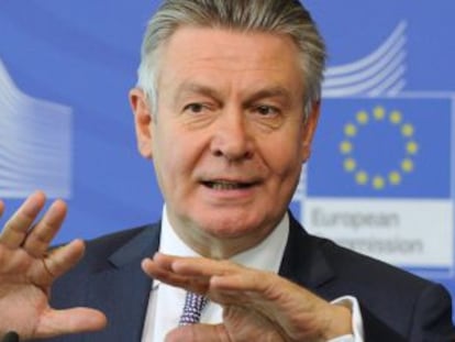 El comisario de Comercio, Karel de Gucht, este jueves en su comparecencia de prensa.