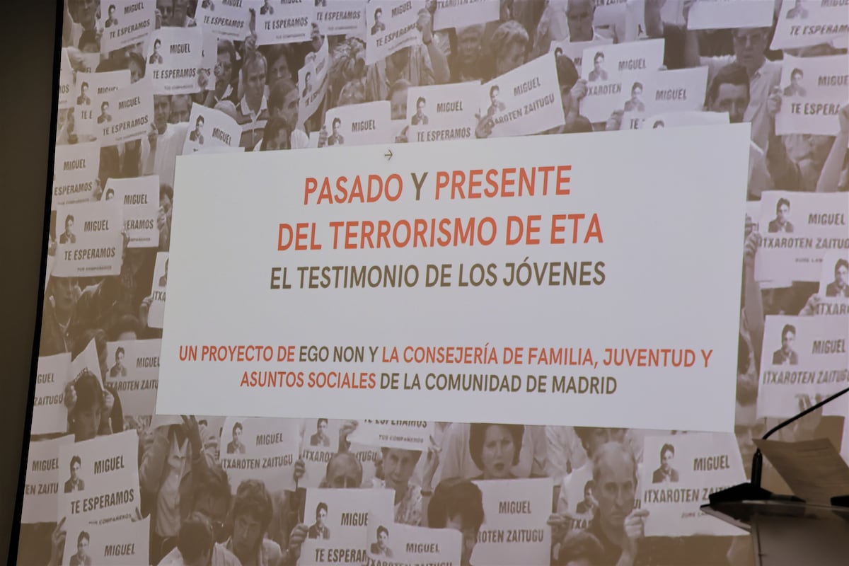 El taller sobre ETA en los colegios de Madrid desata las críticas entre víctimas y oposición: “Es indecente y hace daño”