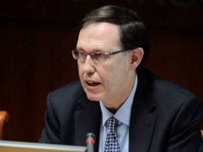 El consejero Ricardo Gatzagaetxebarria este lunes en su comparecencia en el Parlamento vasco.