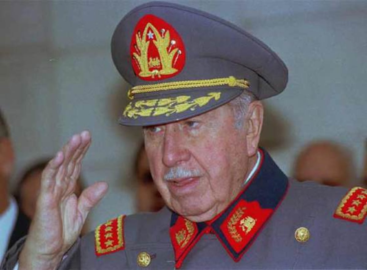 Аугусто Пиночет. Пиночет Чили. Чили Аугусто Пиночет. Аугусто Пиночет 1973.