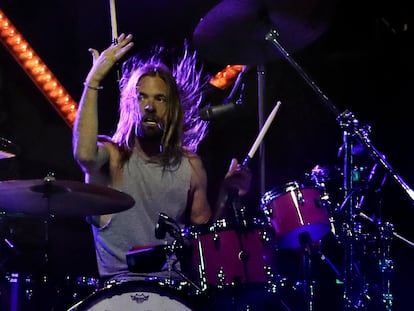 El baterista Taylor Hawkins, durante su actuación en el Lollapalooza de 2022.