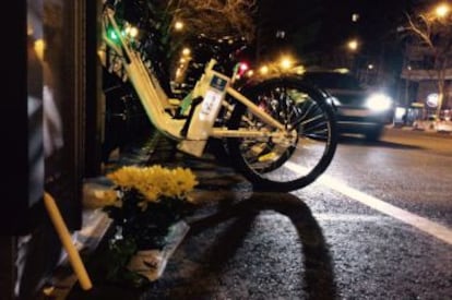 The spot where Javier Vela was killed after hiring a public rental bicycle in Madrid.