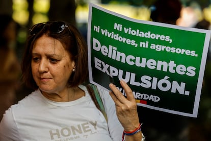 Una manifestante durante la concentración, este martes. 