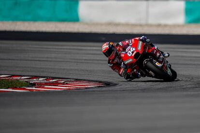 Una de las motos de Ducati en acción en el circuito