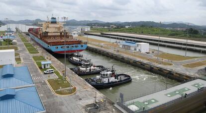 Los grandes barcos con gas licuado y el triple de contenedores ya pueden transitar por el Canal.
