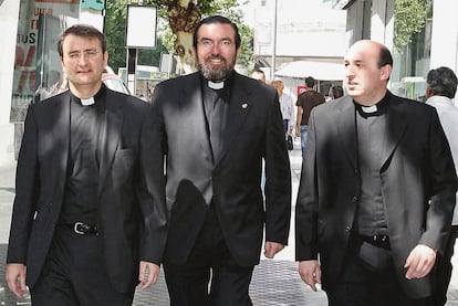 Tres sacerdotes, ex consejeros de Cajasur