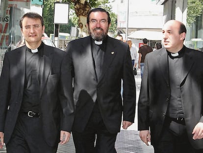 Tres sacerdotes, ex consejeros de Cajasur
