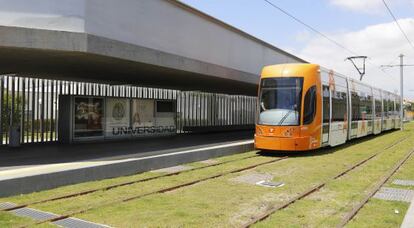 El TRAM en pruebas en el campus de Alicante