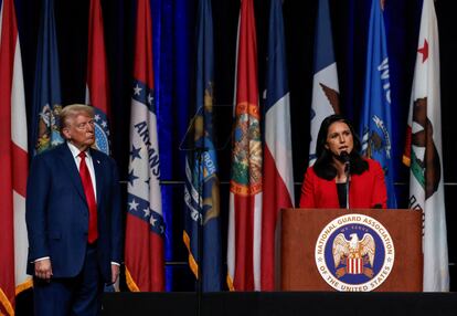 Tulsi Gabbard, this Monday at an event with Donald Trump in Detroit (Michigan).
