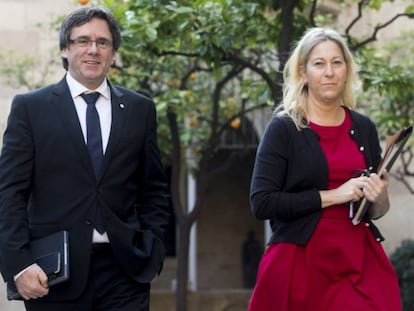 El president de la Generalitat, Carles Puigdemont, i la portaveu Neus Munté.