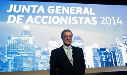 El presidente de Telefónica, César Alierta durante una junta de accionistas del grupo en Madrid.