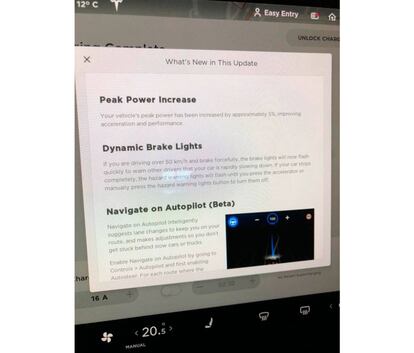 El "changelog" de la nueva actualización del Tesla Model 3