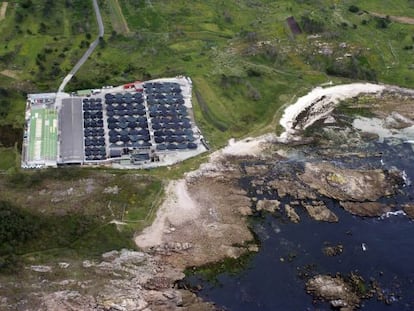 Vista de la piscifactoría en Quilmas (Carnota)