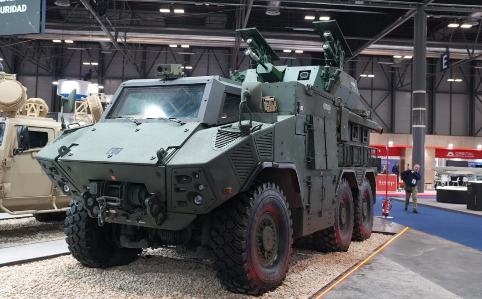 Escribano fabricará en Linares el blindado Ferox 6x6 tras el acuerdo alcanzado con la emiratí Edge