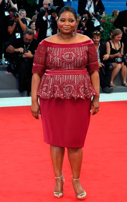 Octavia Spencer, de Tadashi Shoji.