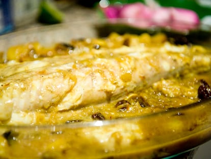 Segundos para Navidad: tajín de rape, lubina con setas y vino tinto y pularda rellena de higos y trufa