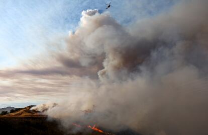 Un incendio del pasado 31 de agosto cerca de Castaic, California.