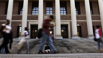 Estudiantes en la Universidad de Harvard.