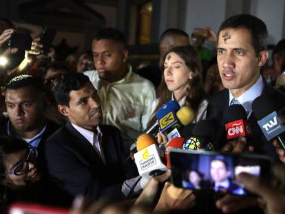 Juan Guaidó al termino de una homilía por la tradición del Miércoles de Ceniza.