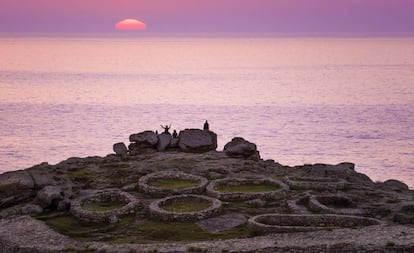 Atardecer en el Castro de Baroña (A Coruña).