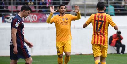 Suárez y Munir celebran el gol del Barça.