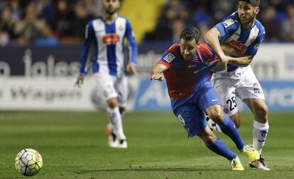 Pedro López ha permanecido en el Levante, líder de Segunda.