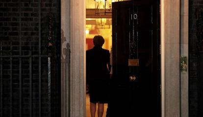 Theresa May tras la reunión del Gabinete el miércoles.
 