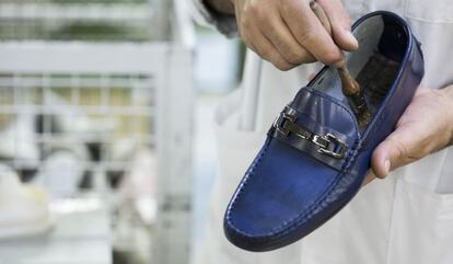 La firma Tod&#039;s permite personalizar cada modelo de mocas&iacute;n.