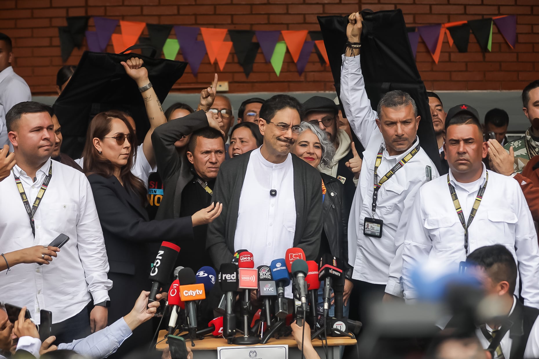 Resultados de las elecciones en Colombia 2026, en vivo | Abelardo de la Espriella e Iván Cepeda encabezan la votación con cerca del 50% de las mesas contabilizadas