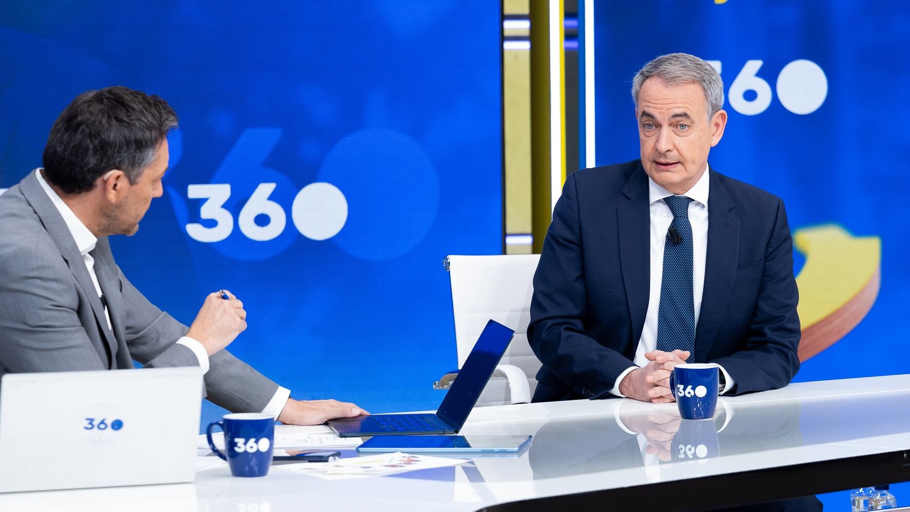 Zapatero proposes to choose the expert to analyze his jewels in the "Plus Ultra case"