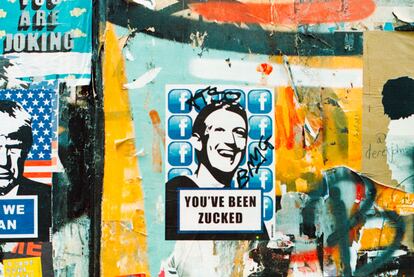 Pintada de Mark Zuckerberg, dueño de Facebook, en una pared de Londres, Inglaterra.