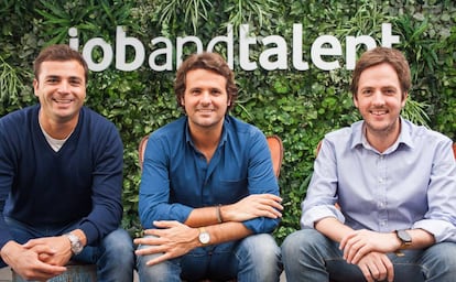 El expresidente ejecutivo de Jobandtalent, Felix Ruiz, y los cofundadores de la plataforma, Juan Urdiales y Felipe Navío.