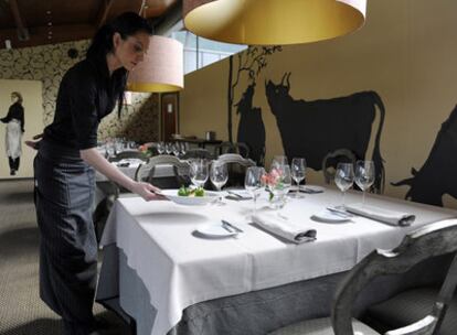 Comedor del restaurante La Salgar, en Gijón