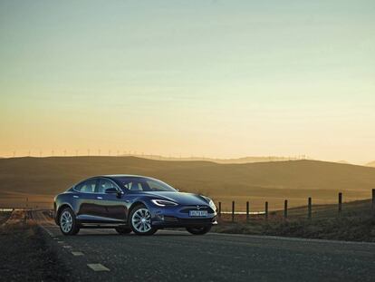 Tesla Model S P100D: un relámpago en el asfalto