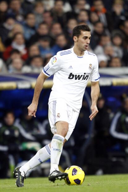 Arbeloa durante un partido de esta temporada.