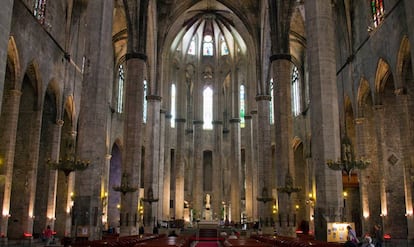 Santa María del Mar, en Barcelona. Siglos después de su construcción, las catedrales siguen siendo lugares de magia y sugerencia.