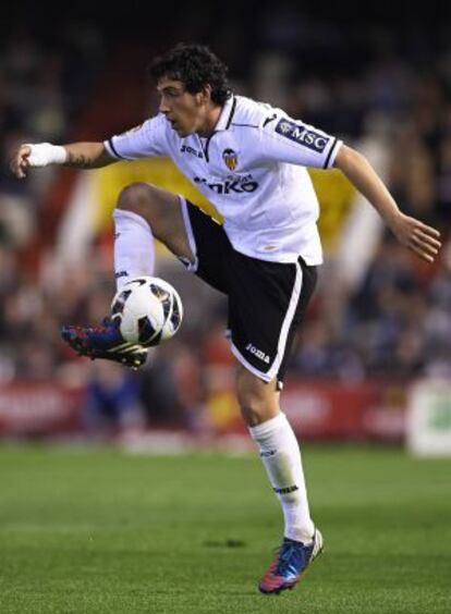 Parejo, en el encuentro contra el Valladolid, en Mestalla.