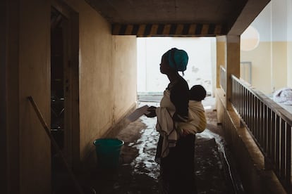 Una mujer en el hospital Heal Africa.