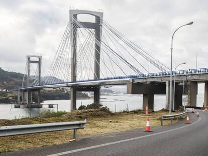 Inauguraci&oacute;n de la ampliaci&oacute;n del puente de Rande de la AP9.