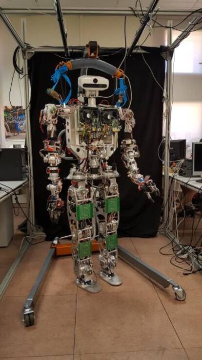 El robot TEO en el Robotics Lab de la Universidad Carlos III de Madrid
