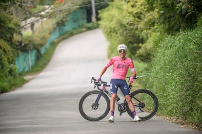 Rigoberto Urán, retratado en Medellín, Antioquia, momentos antes de empezar a entrenar, este diciembre