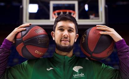 Axel Bouteille, en su presentación como jugador de Unicaja Baloncesto.