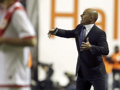 Paco Jémez, durante el partido