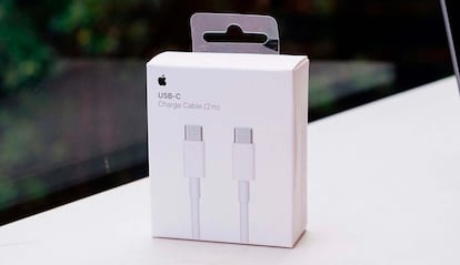 Caja de un cable USB de Apple para los iPhone