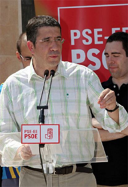 El secretario general del PSE-EE, Patxi López, durante su intervención en un acto celebrado en Bilbao.