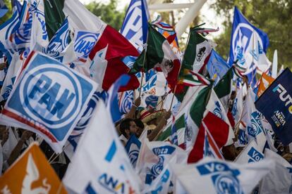 El candidato de Por México al Frente ha celebrado su último acto de campaña ante unos 10.000 simpatizantes en uno de los mayores bastiones del voto conservador.