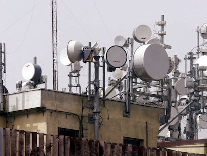 Imagen de una torre de comunicaciones