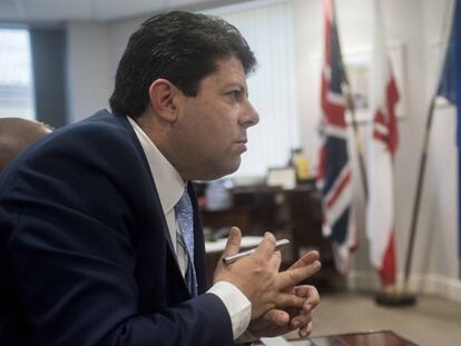 Fabian Picardo, el pasado jueves en su despacho en Gibraltar, durante la entrevista.